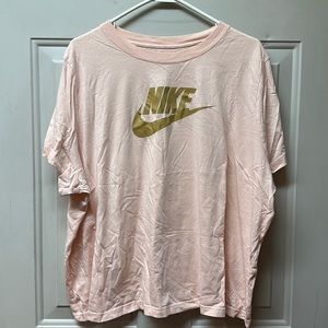 The Nike Tee, size 2x